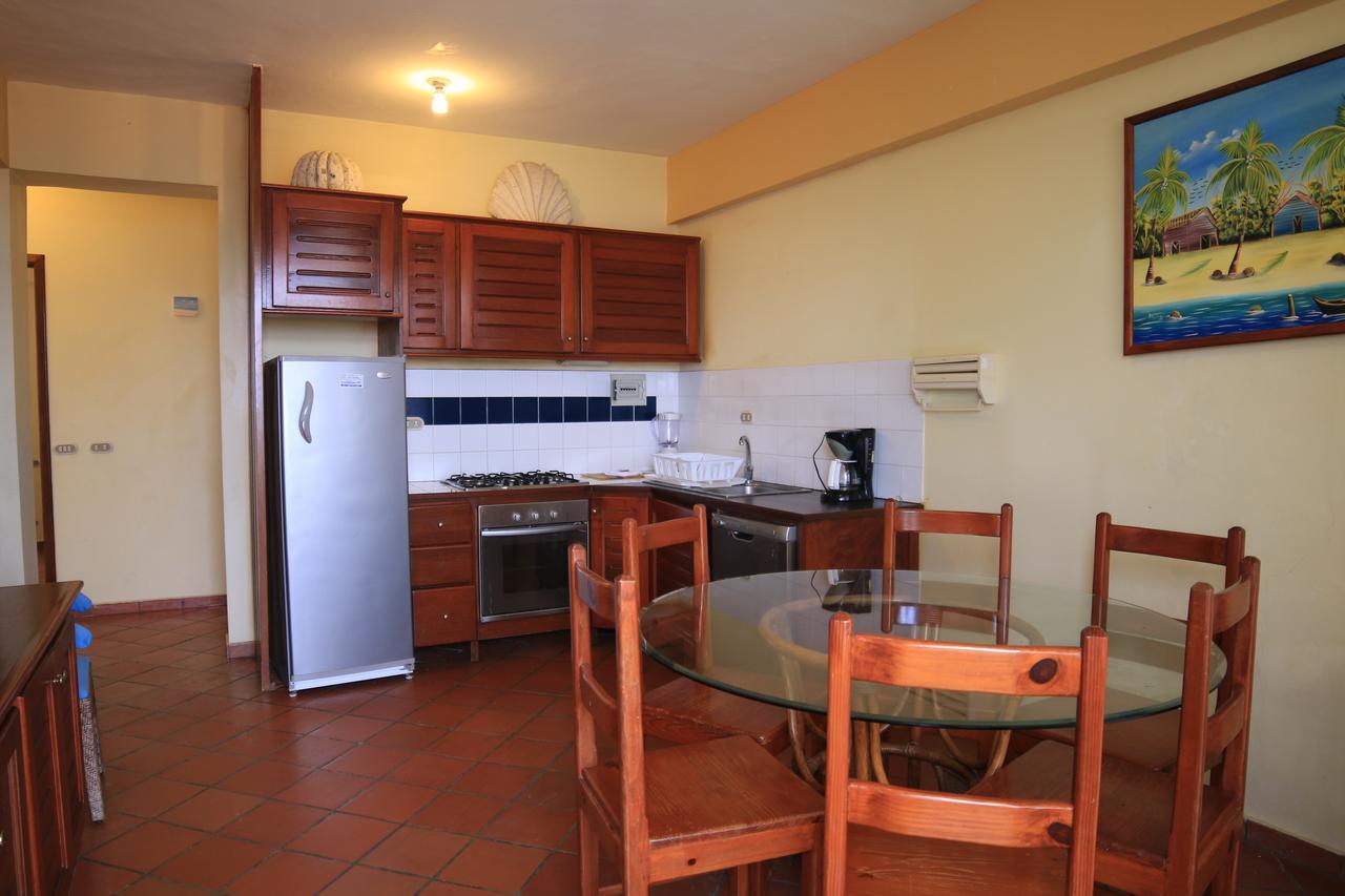 Residencial Las Palmeras De Willy Boca Chica Exterior photo