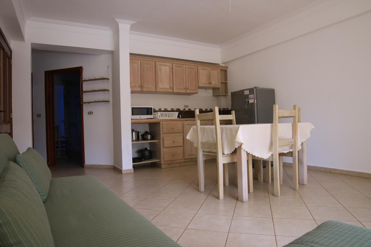 Residencial Las Palmeras De Willy Boca Chica Exterior photo