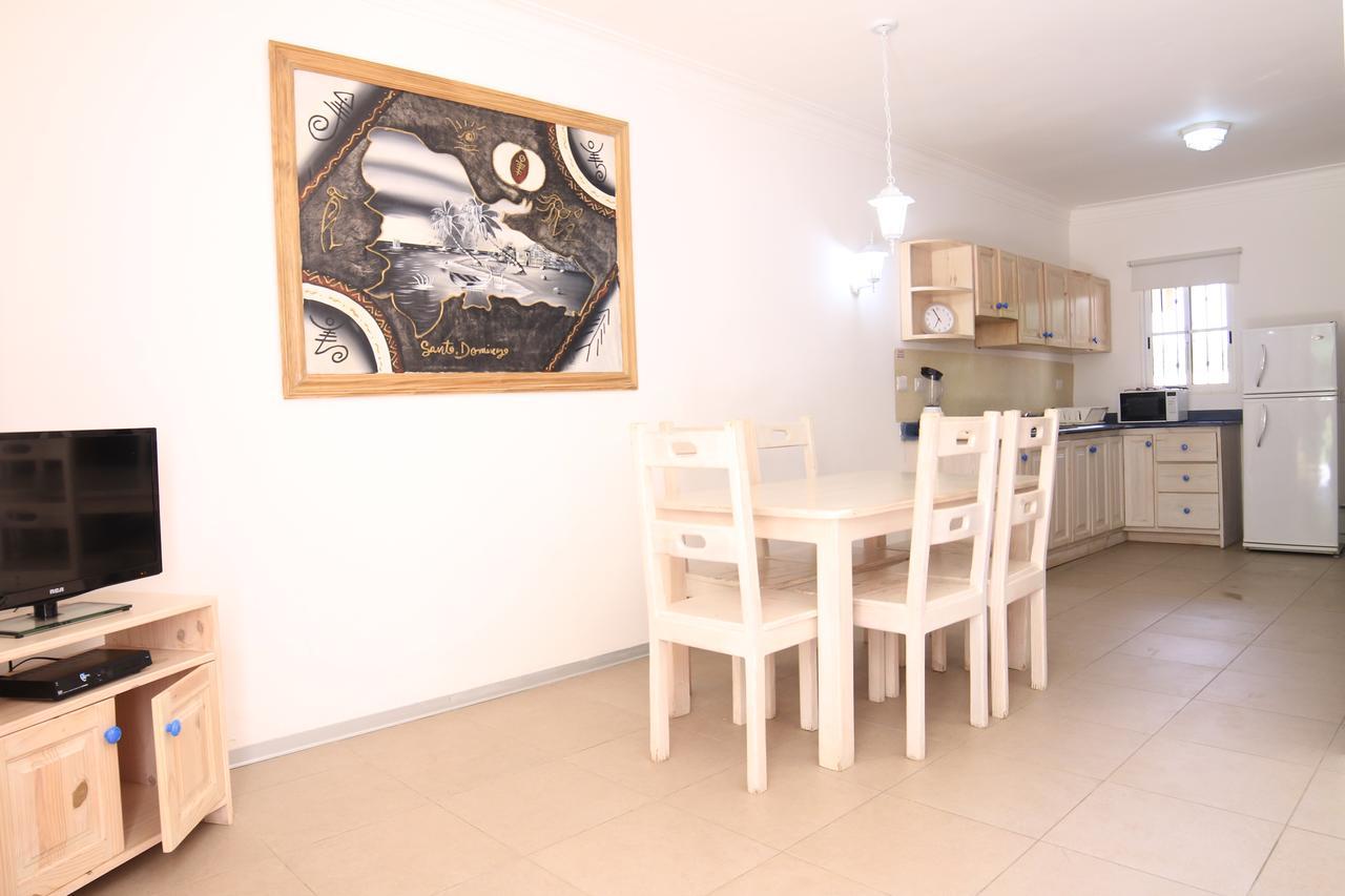 Residencial Las Palmeras De Willy Boca Chica Exterior photo