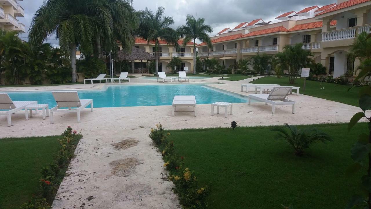 Residencial Las Palmeras De Willy Boca Chica Exterior photo