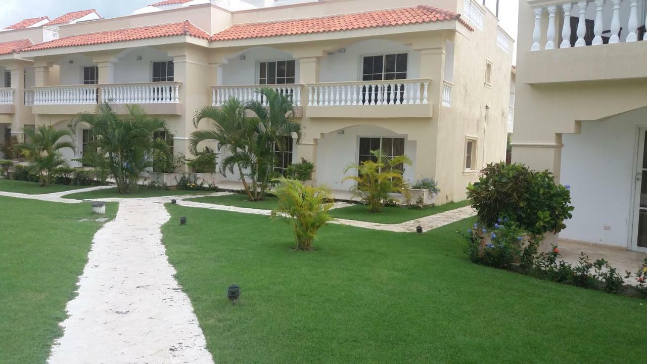 Residencial Las Palmeras De Willy Boca Chica Exterior photo